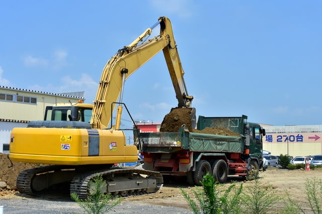 残土に運搬許可は必要？産業廃棄物に該当するケースはあるかを解説